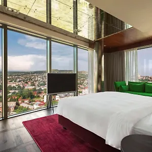 מלון Radisson Blu Iveria